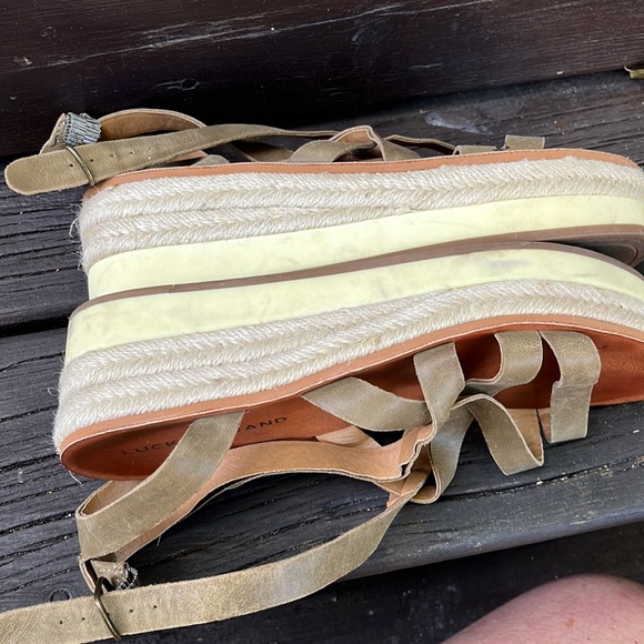 Lucky Brand Strappy Platform Sandles - Picture 6 of 8